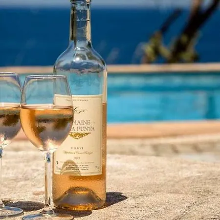 Villa Calvi Sleeps 8 Pool Wifi *