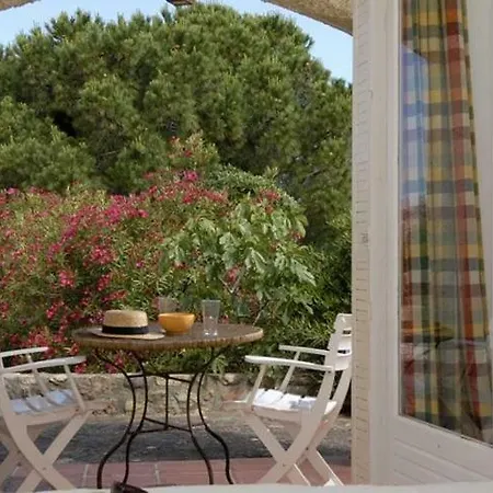 Calvi Sleeps 8 Pool Wifi Villa