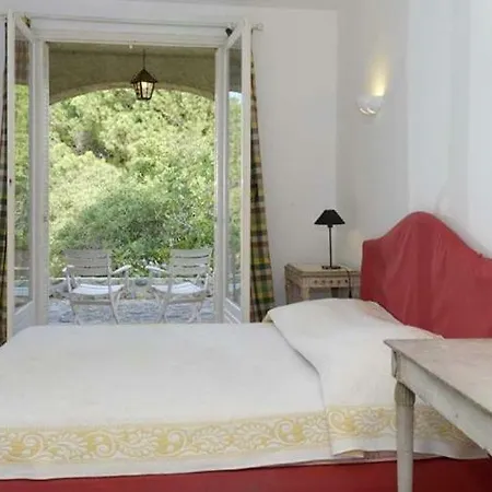 Villa Calvi Sleeps 8 Pool Wifi Calvi (Corsica)